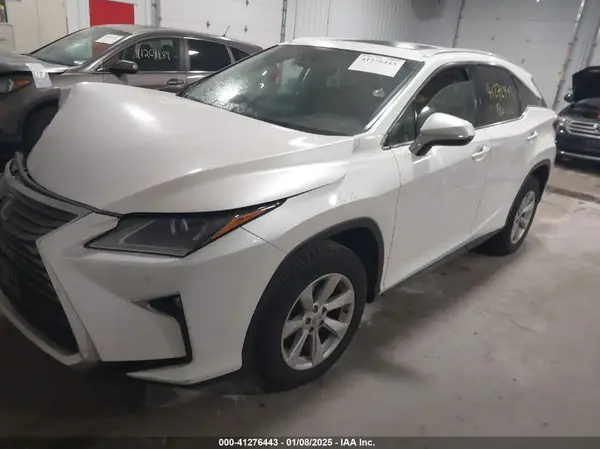 2T2BZMCAXHC101120 2017 LEXUS RX - Image 2