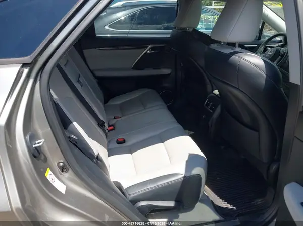2T2BZMCAXHC101621 2017 LEXUS RX - Image 8
