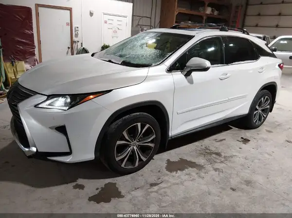 2T2BZMCAXHC103384 2017 LEXUS RX - Image 2