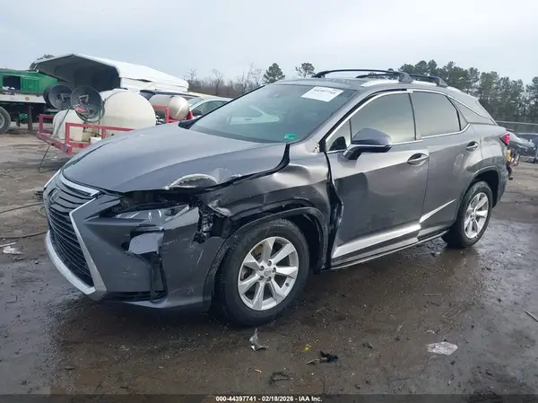2T2BZMCAXHC105216 2017 LEXUS RX - Image 2