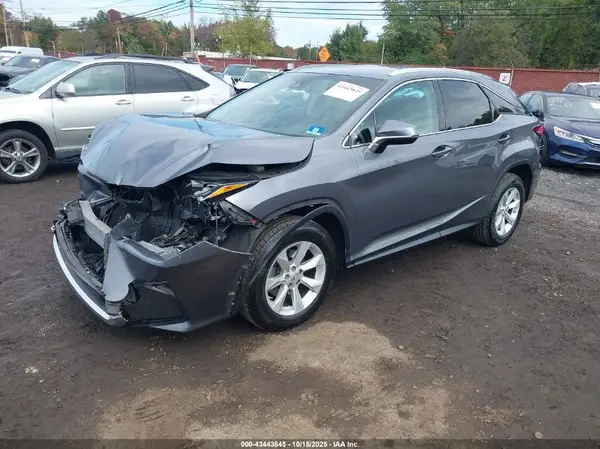2T2BZMCAXHC123313 2017 LEXUS RX - Image 2