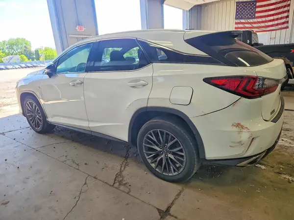 2T2BZMCAXJC135581 2018 LEXUS RX - Image 2
