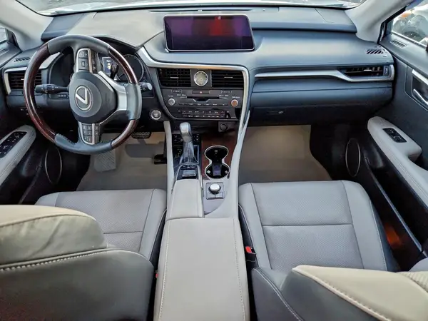 2T2BZMCAXJC155670 2018 LEXUS RX - Image 8