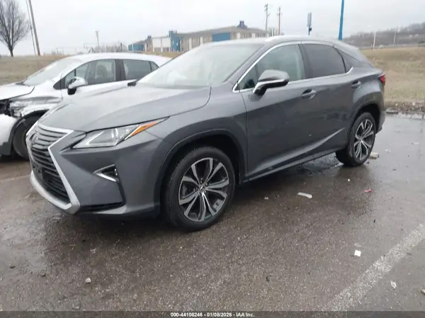 2T2BZMCAXKC170039 2019 LEXUS RX - Image 2