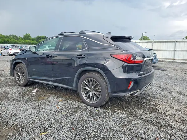 2T2BZMCAXKC170218 2019 LEXUS RX - Image 2