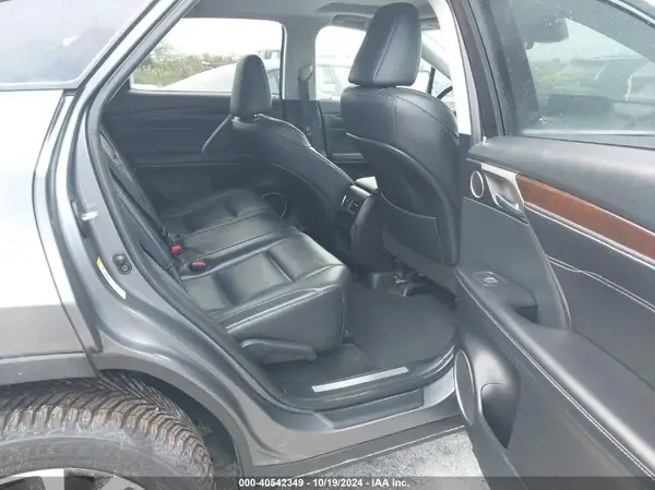 2T2BZMCAXKC172647 2019 LEXUS RX - Image 8