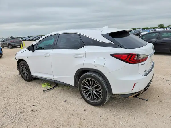 2T2BZMCAXKC183244 2019 LEXUS RX - Image 2