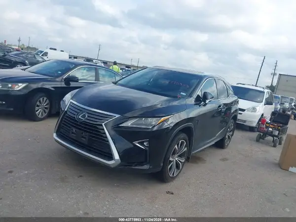 2T2BZMCAXKC185561 2019 LEXUS RX - Image 2