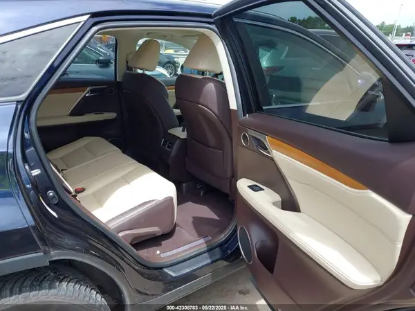 2T2BZMCAXKC185818 2019 LEXUS RX - Image 8