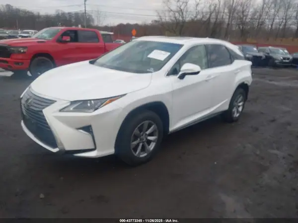 2T2BZMCAXKC200799 2019 LEXUS RX - Image 2