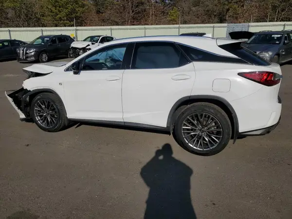 2T2BZMCAXKC206747 2019 LEXUS RX - Image 2