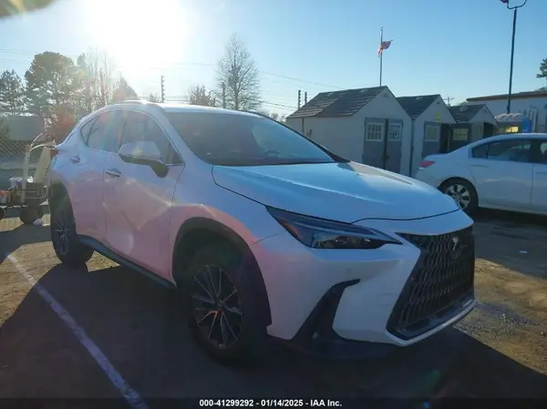 2T2GDCAZ1NC001376 2022 LEXUS NX - Image 1