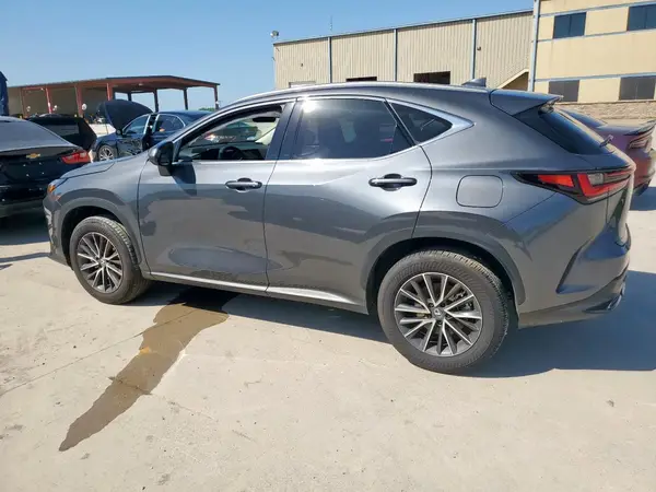 2T2GDCAZ1SC018092 2025 LEXUS NX - Image 2