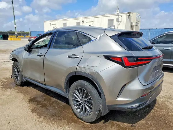 2T2GDCAZ2NC001130 2022 LEXUS NX - Image 2