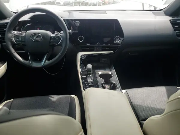 2T2GDCAZ3NC001119 2022 LEXUS NX - Image 8