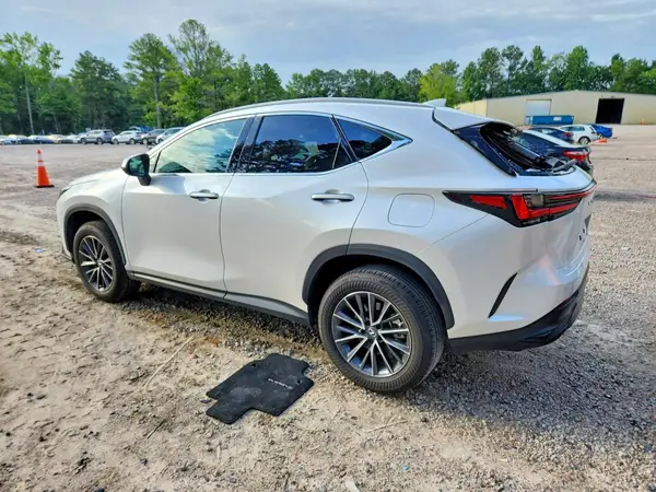 2T2GDCAZ4NC002585 2022 LEXUS NX - Image 2