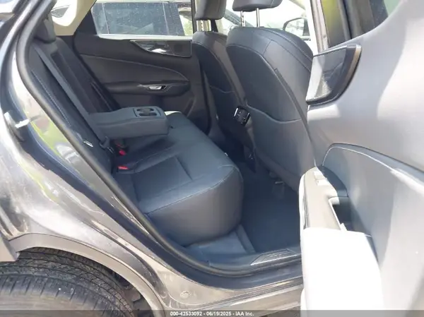 2T2GDCAZ4SC017888 2025 LEXUS NX - Image 8