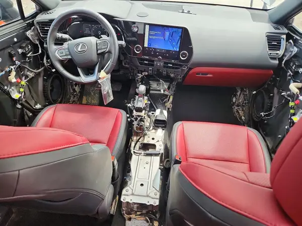2T2GDCAZ4SC018006 2025 LEXUS NX - Image 8