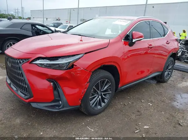 2T2GDCAZ5NC002028 2022 LEXUS NX - Image 2