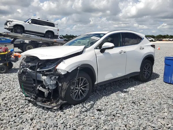 2T2GDCAZ7NC002290 2022 LEXUS NX - Image 1