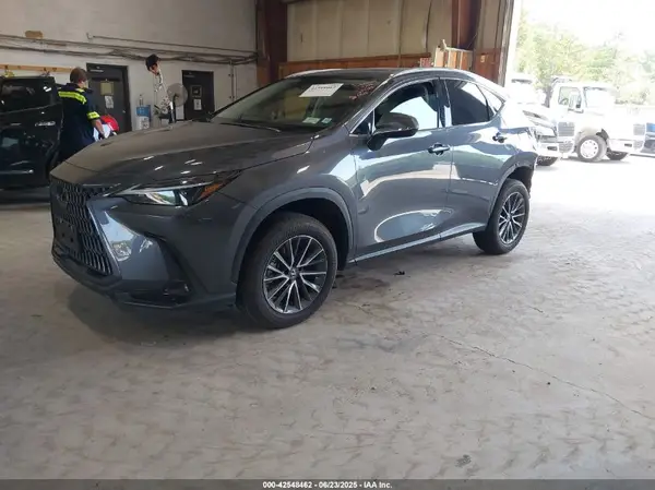 2T2GDCAZ8NC002797 2022 LEXUS NX - Image 2