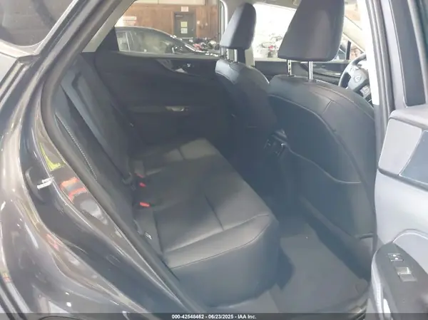 2T2GDCAZ8NC002797 2022 LEXUS NX - Image 8