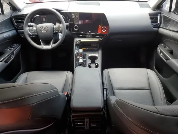 2T2GDCAZ8SC027047 2025 LEXUS NX - Image 8