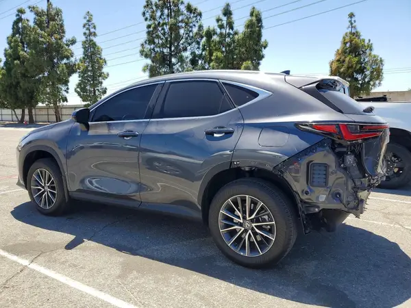2T2GDCAZ8SC031583 2025 LEXUS NX - Image 2