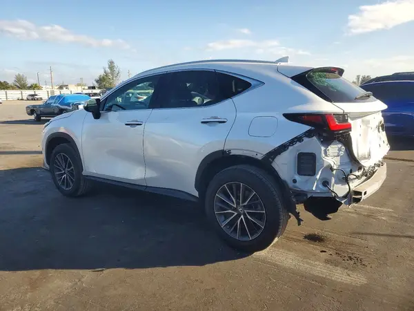 2T2GGCEZ0NC006439 2022 LEXUS NX - Image 2