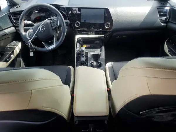 2T2GGCEZ0NC009664 2022 LEXUS NX - Image 8