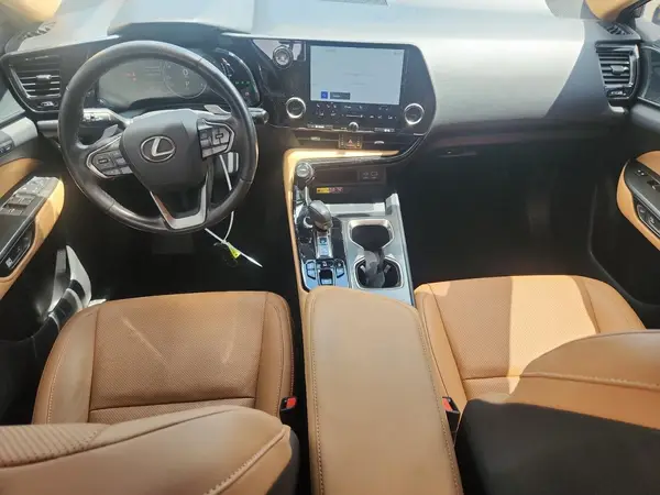 2T2GGCEZ0NC011446 2022 LEXUS NX - Image 8