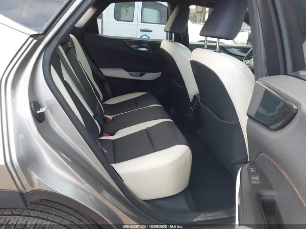 2T2GGCEZ0NC013522 2022 LEXUS NX - Image 8