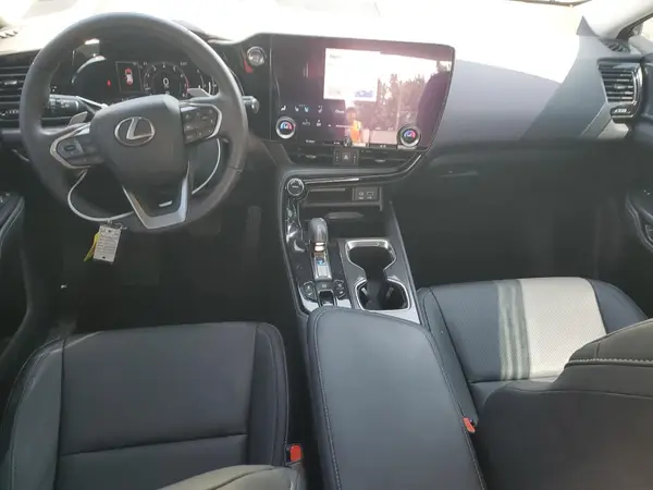 2T2GGCEZ0RC049751 2024 LEXUS NX - Image 8