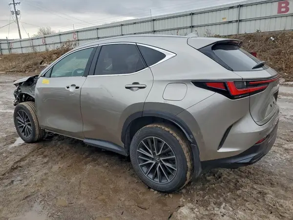 2T2GGCEZ0RC051984 2024 LEXUS NX - Image 2
