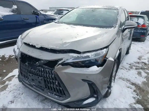 2T2GGCEZ0SC089477 2025 LEXUS NX - Image 2