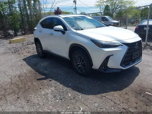 2T2GGCEZ1NC002335 2022 LEXUS NX - Image 1
