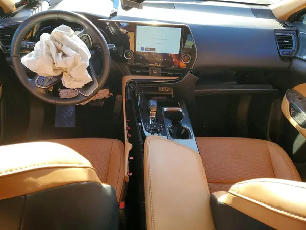 2T2GGCEZ1PC026606 2023 LEXUS NX - Image 8