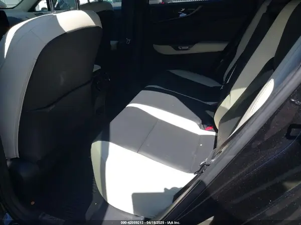 2T2GGCEZ2NC004465 2022 LEXUS NX - Image 8