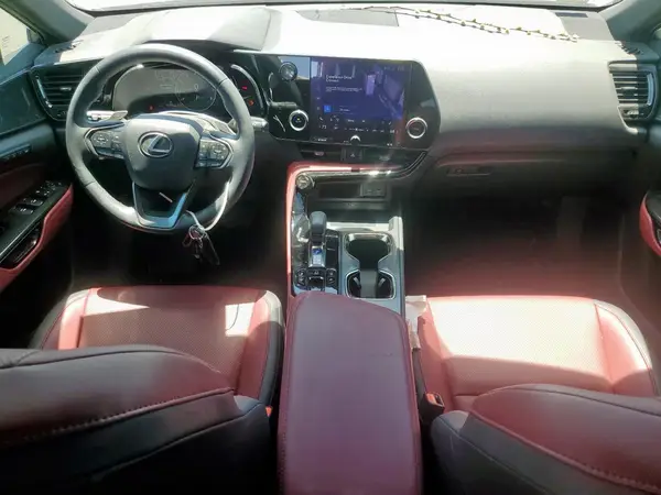 2T2GGCEZ2NC013439 2022 LEXUS NX - Image 8