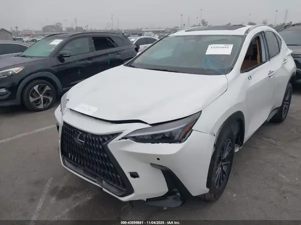2025 LEXUS NX auction photo 6