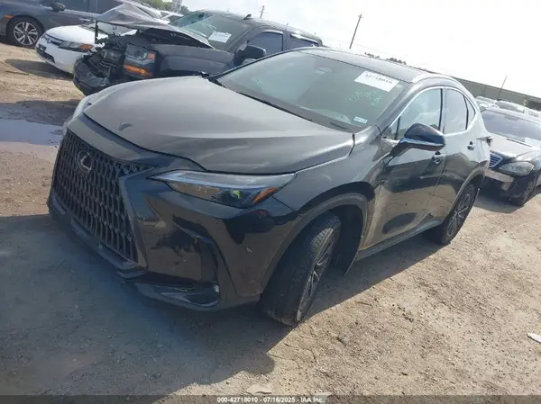 2T2GGCEZ3NC011926 2022 LEXUS NX - Image 2