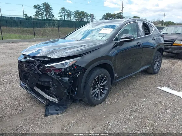 2T2GGCEZ3PC017373 2023 LEXUS NX - Image 2