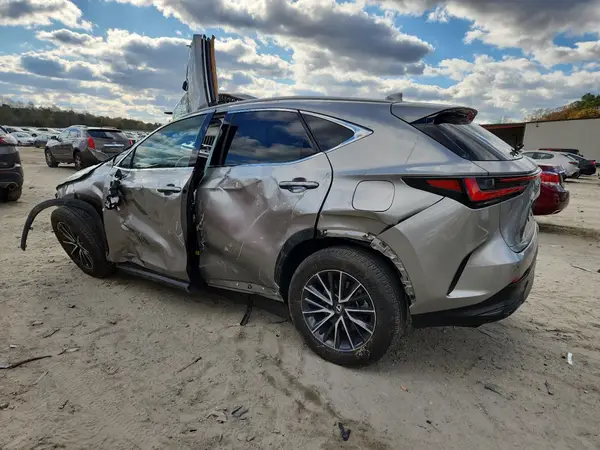 2T2GGCEZ3RC036945 2024 LEXUS NX - Image 2