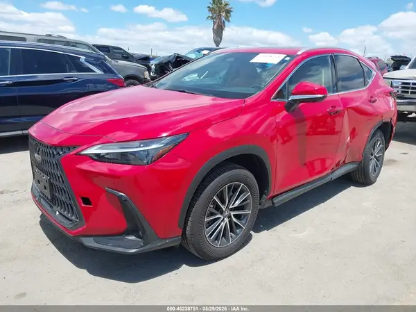 2T2GGCEZ3RC043135 2024 LEXUS NX - Image 2