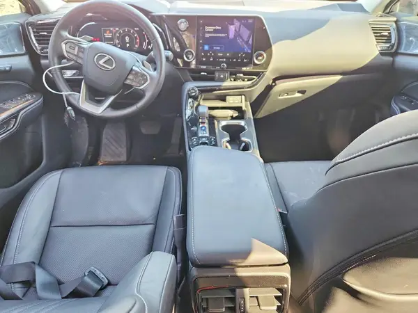 2T2GGCEZ3RC048108 2024 LEXUS NX - Image 8