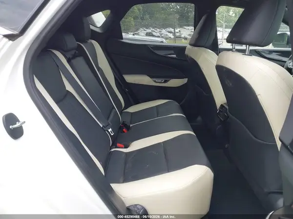 2T2GGCEZ4NC011417 2022 LEXUS NX - Image 8