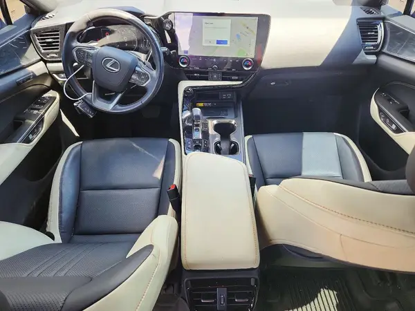 2T2GGCEZ4PC021965 2023 LEXUS NX - Image 8
