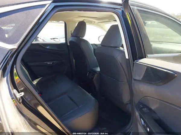 2T2GGCEZ4RC043791 2024 LEXUS NX - Image 8