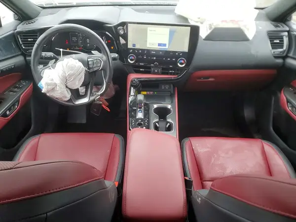 2T2GGCEZ4RC048117 2024 LEXUS NX - Image 8