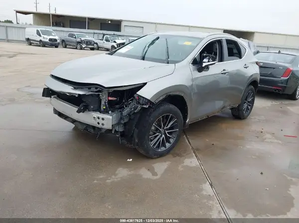 2T2GGCEZ4RC052099 2024 LEXUS NX - Image 2